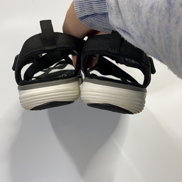 Keen Maya Strap Sandals Womens Black Size 8 - Picture 4 of 8